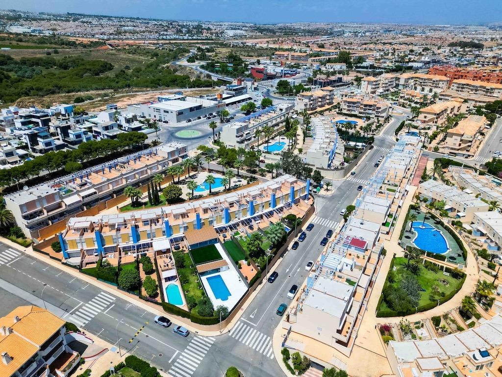 5-33 Town House in Orihuela Costa, Alicante
