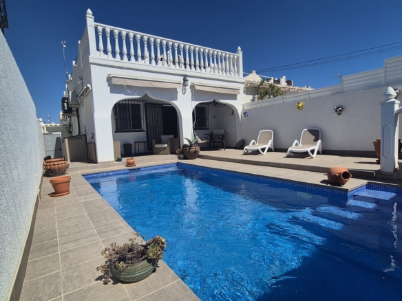 Semi Detached for sale in Villamartin