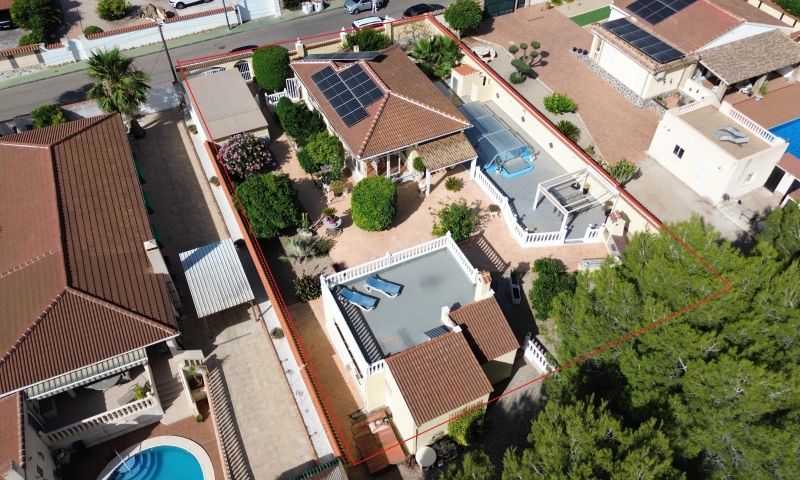 c880c98f-whatsapp-image-2026-06-25-at-11-39-15-4- Villa in Pinar de Campoverde, Alicante