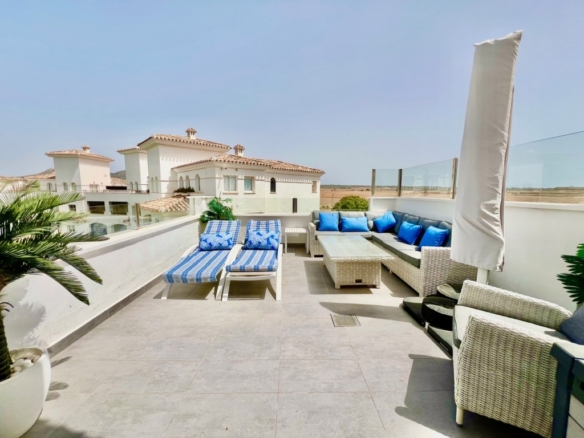 Penthouse for sale in Hacienda Riquelme Golf Resort