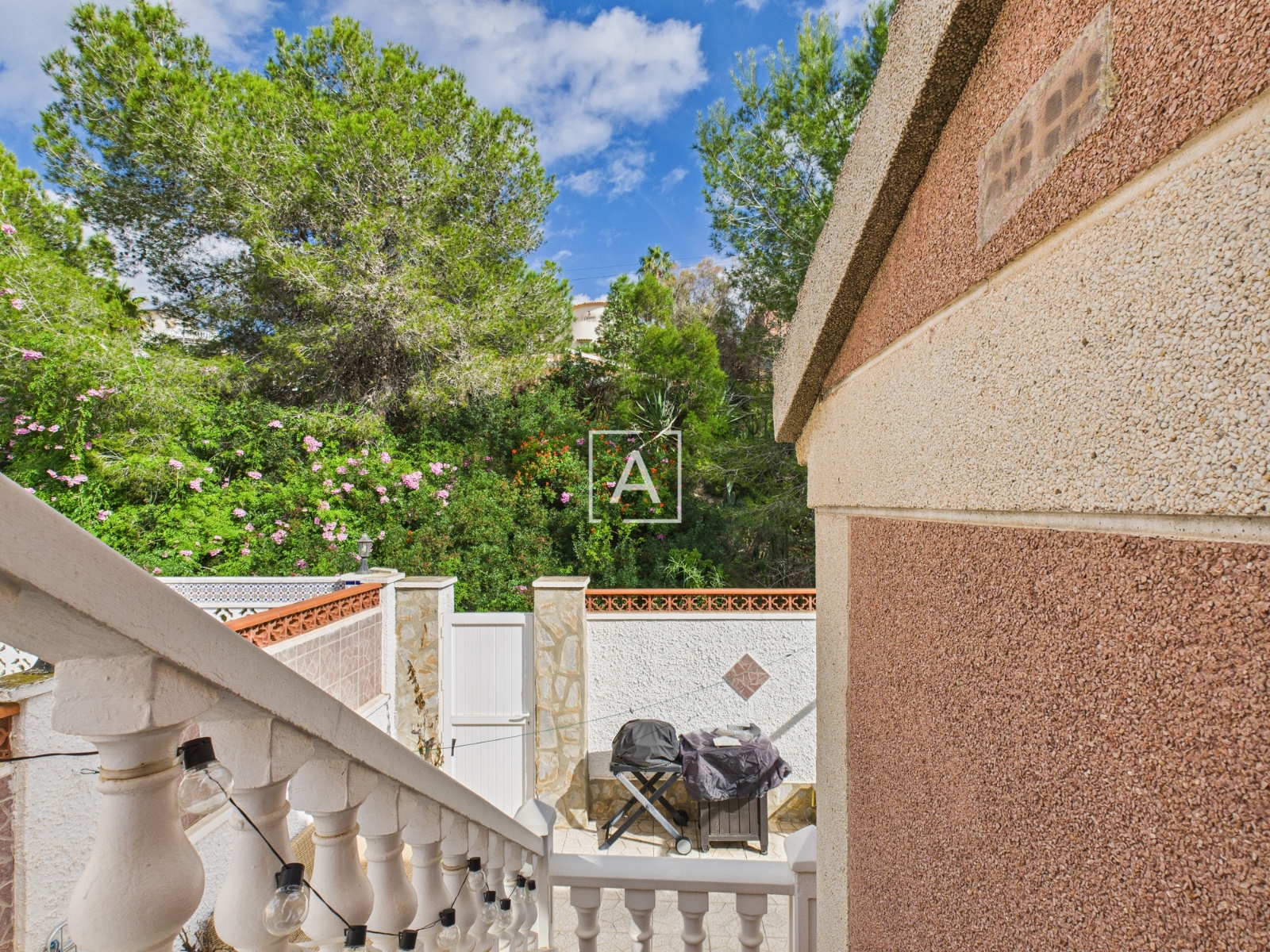 o_1j94v93n710oe1vve1ad769419ce33 Villa in Pinar de Campoverde, Alicante