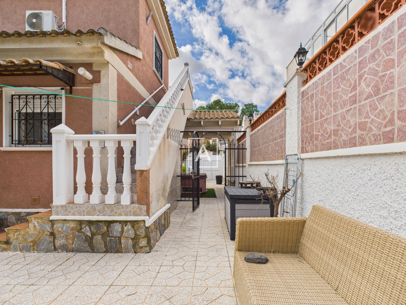 o_1j94v93n71j1ltbp6029s6egp3a Villa in Pinar de Campoverde, Alicante