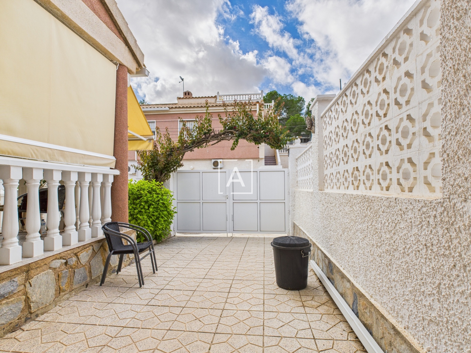 o_1j94v93n7ufm1abnarl9a9tdn3l Villa in Pinar de Campoverde, Alicante