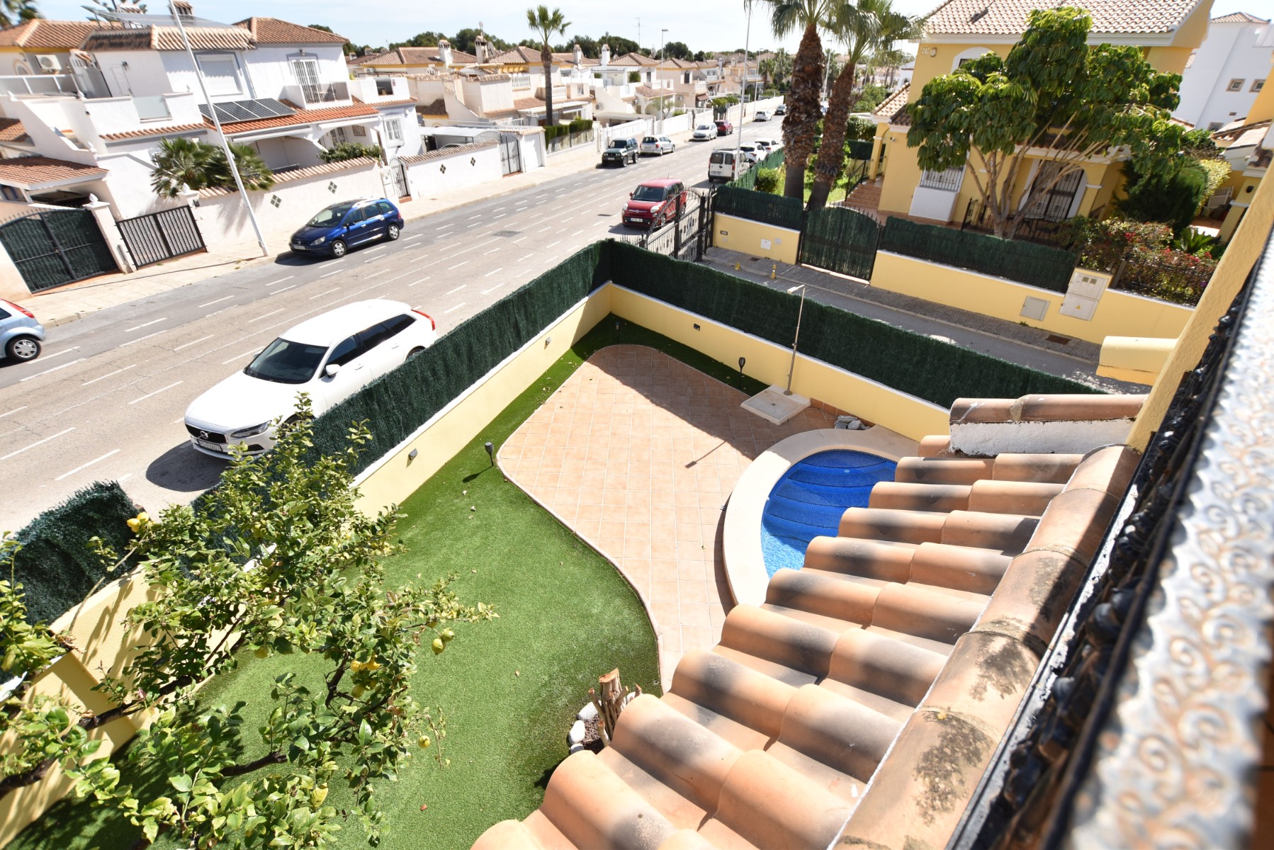 o_1jk0c597e129s1e5k1vcm5fg1u843c Villa in Orihuela Costa, Alicante