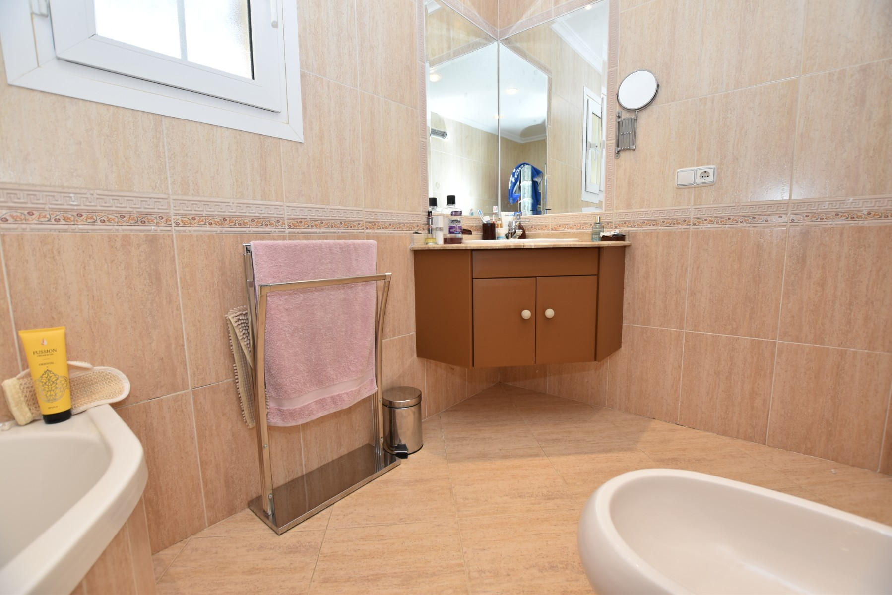 o_1jk0c597efql125hndj1f9o4f638 Villa in Orihuela Costa, Alicante