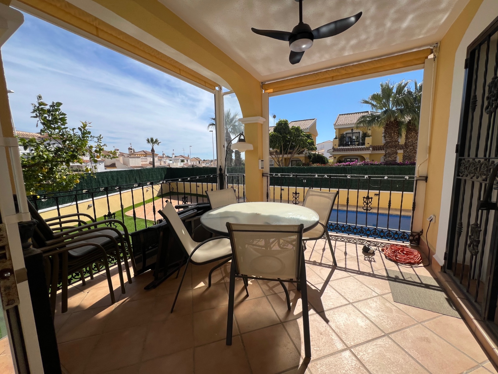 o_1jkd28g18nr7kthjds105j1v8a2s Villa in Orihuela Costa, Alicante