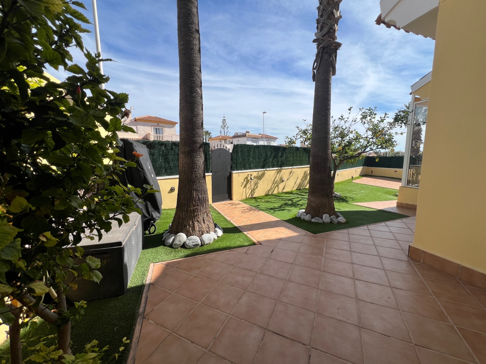 o_1jkd28g18ujg167doffti31jch2v Villa in Orihuela Costa, Alicante