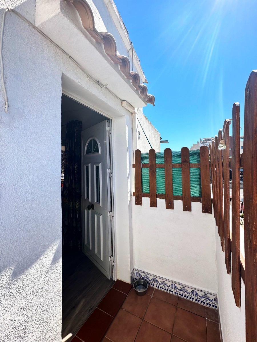o_1jloodae61rhd7d2ub71rm41j742e Bungalow in Orihuela Costa, Alicante