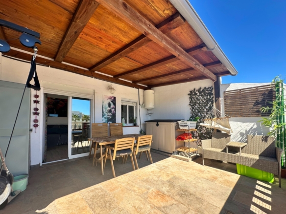 Bungalow for sale in Orihuela Costa