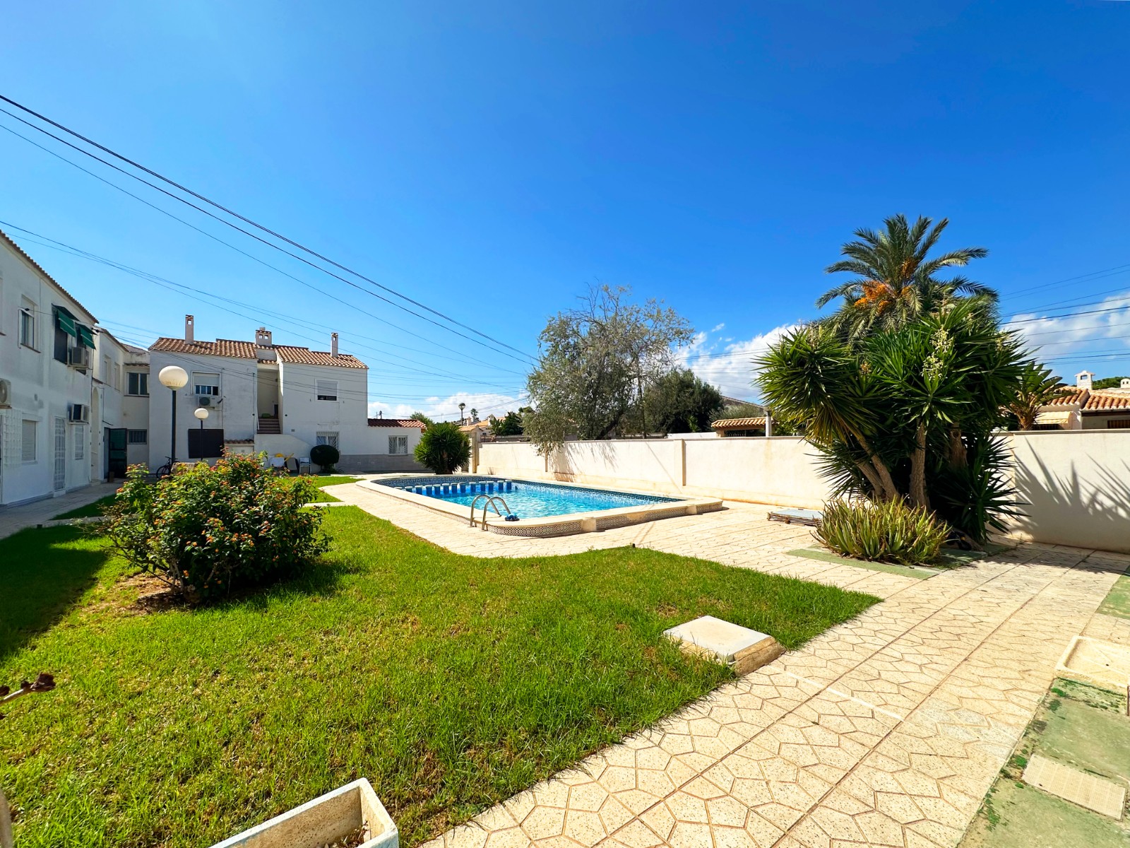 o_1jloodvsn144v10ort3jqvndoq3c Bungalow in Orihuela Costa, Alicante