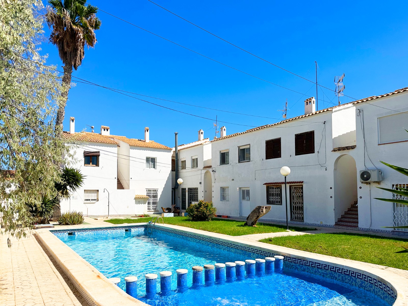 o_1jloodvsnm22174lpofq7apeb3b Bungalow in Orihuela Costa, Alicante