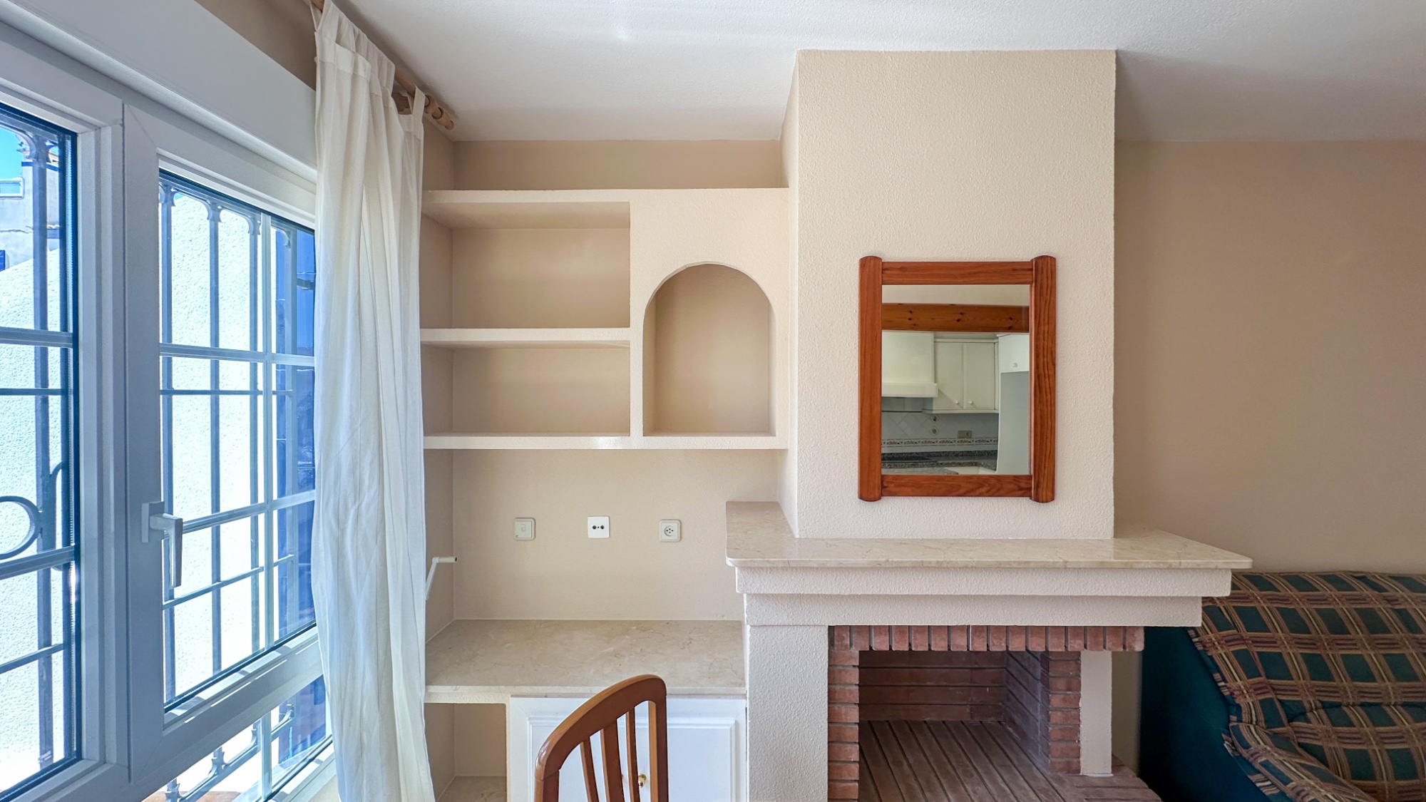 o_1jmb3nd9c12411mu1khlk8c148e2m Town House in Orihuela Costa, Alicante
