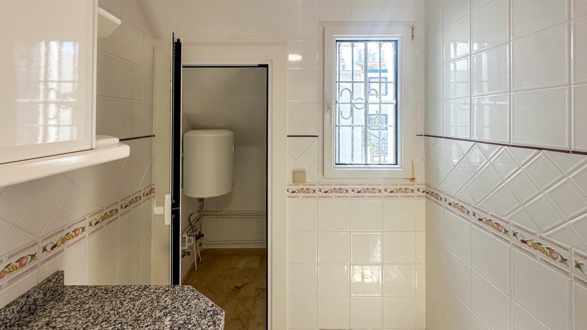 o_1jmb3nd9c13n11jfbm816gtu363e Town House in Orihuela Costa, Alicante