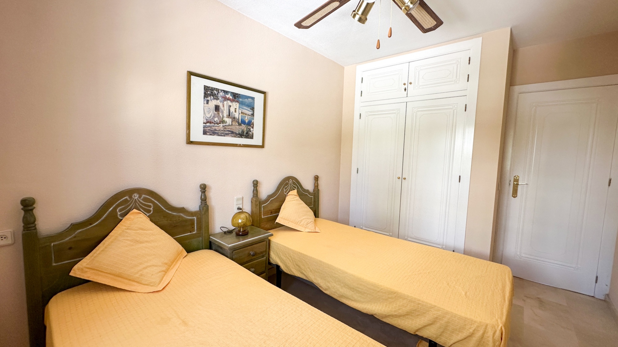o_1jmb3nd9c1eqn11b0pmnuqac6t2u Town House in Orihuela Costa, Alicante