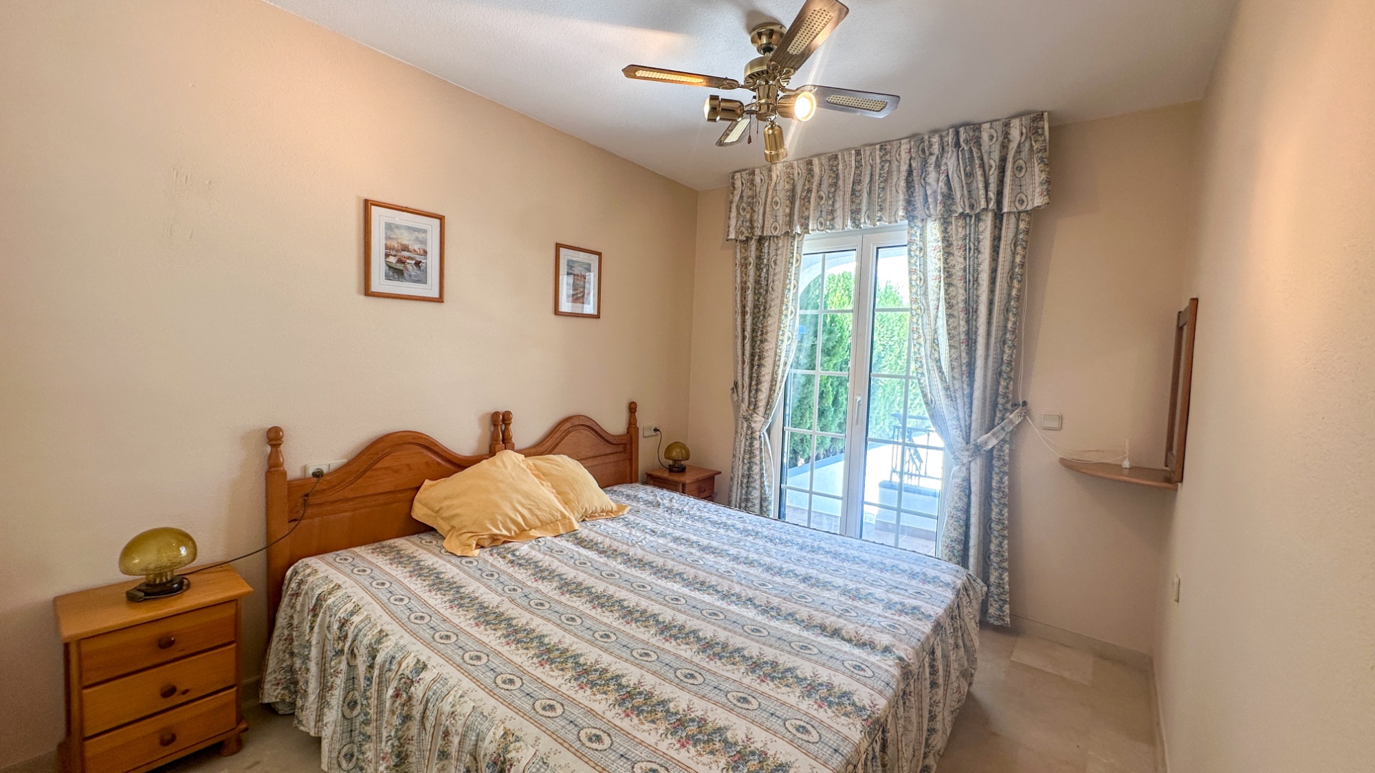 o_1jmb3nd9cdb51seg80hhli2k937 Town House in Orihuela Costa, Alicante