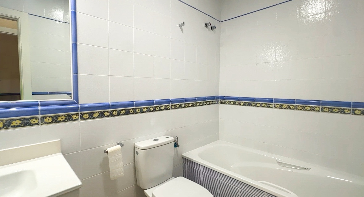 o_1jmb3nd9d12b16j7a2g143ata43p Town House in Orihuela Costa, Alicante