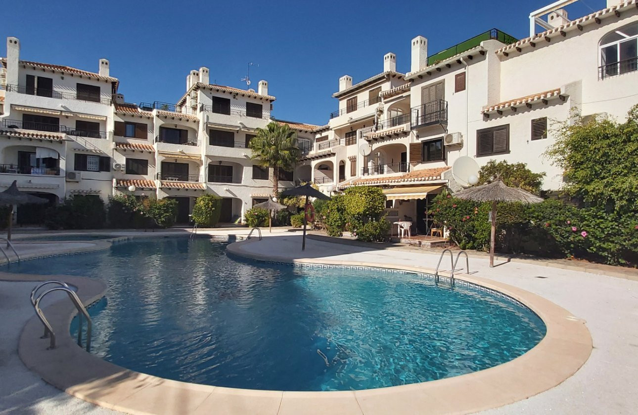 o_1jmidc3o8189mh489ik1gch16i61g Apartment in Orihuela Costa, Alicante
