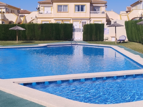 Bungalow for sale in Orihuela Costa