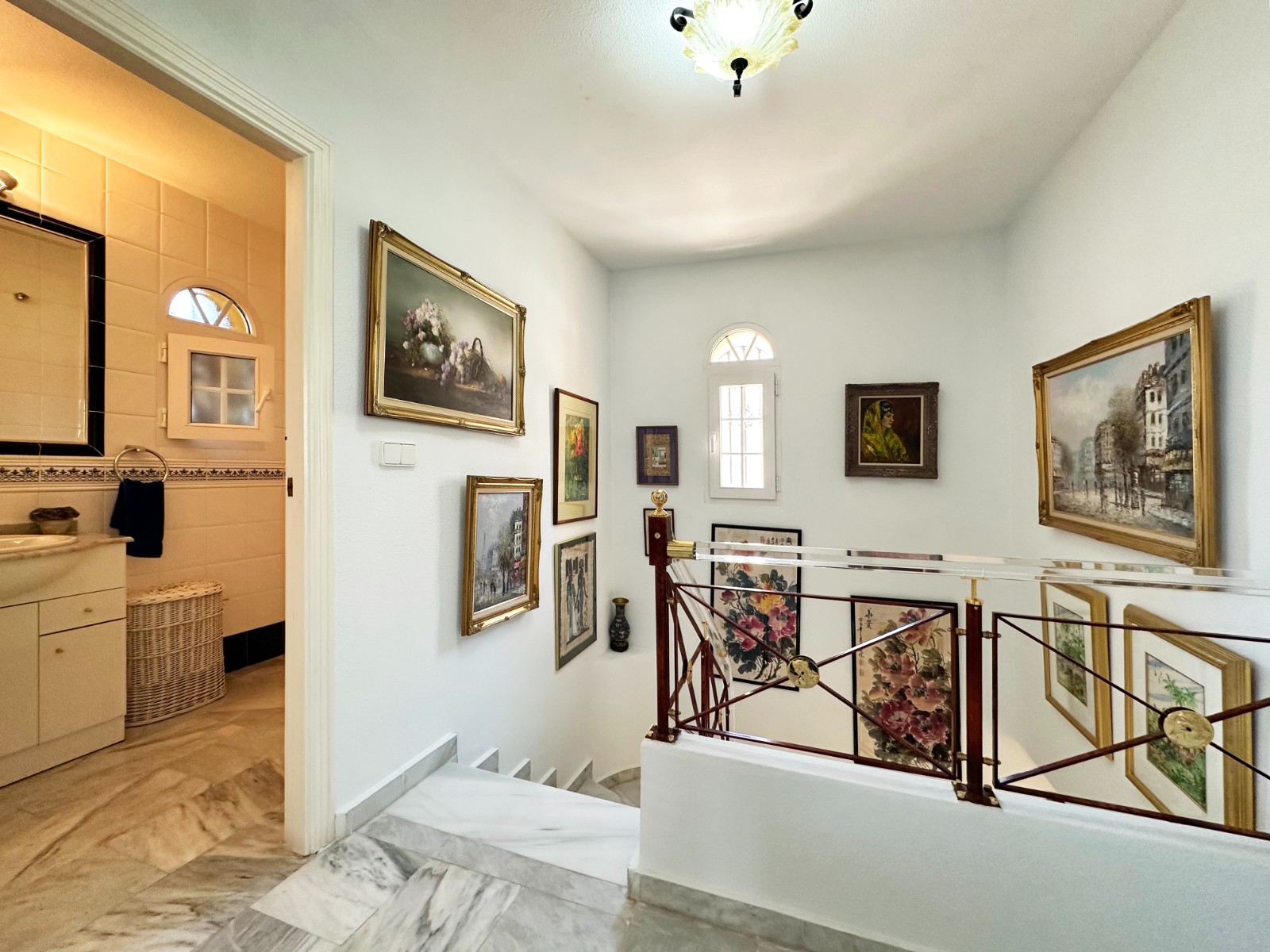 o_1jq49dffq10u51jd57c116ji9btn7 Villa in Orihuela Costa, Alicante