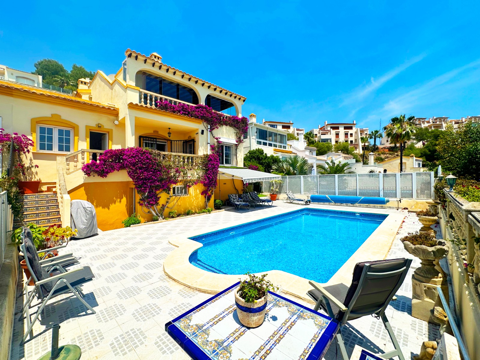 o_1jq49dffqkkf1q87uuut52clan2 Alicante – Sunrise Dream Properties