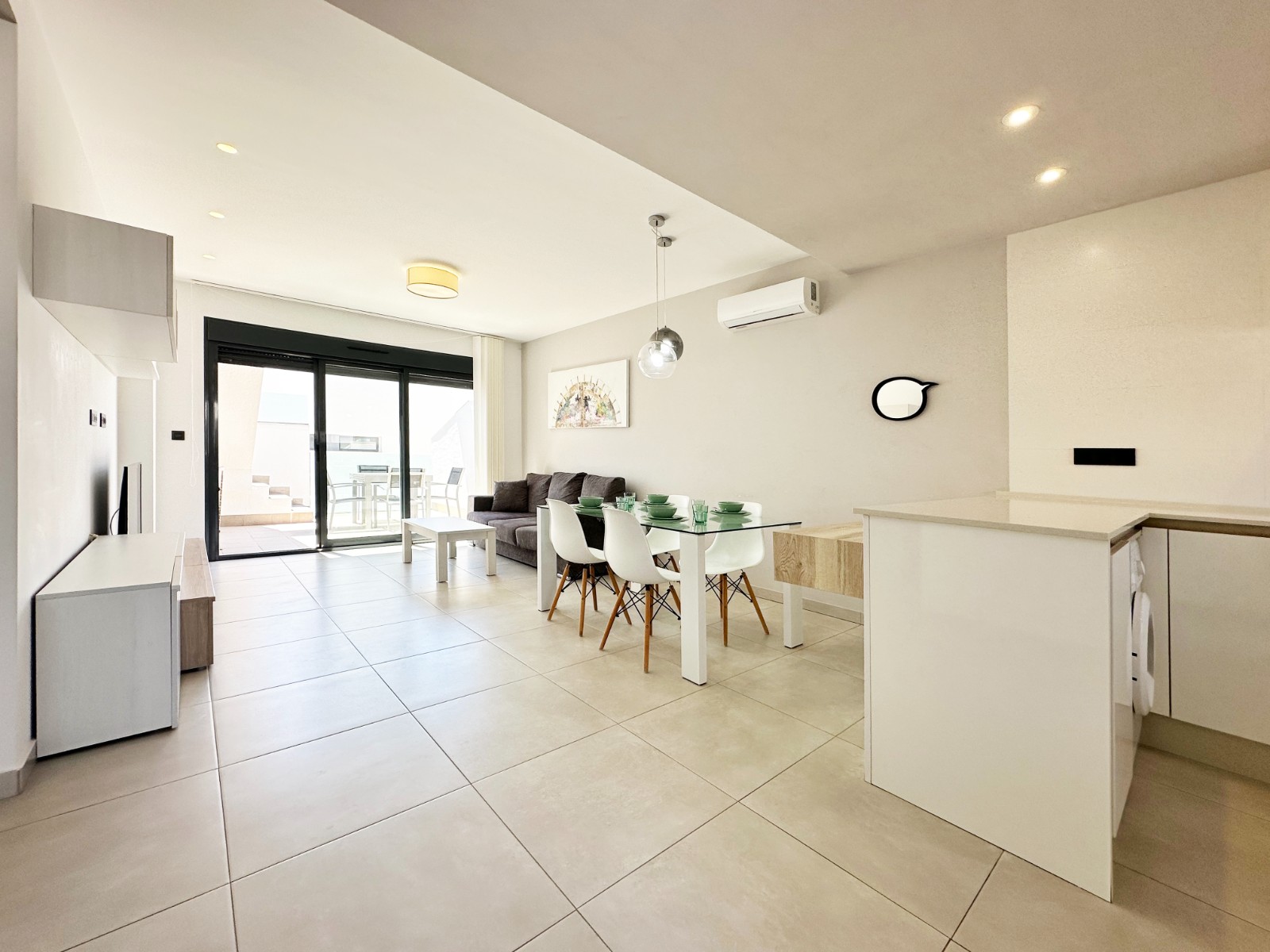 o_1jq989ikvh801k4hkiq1qcd1i7f8u Apartment in Guardamar del Segura, Alicante