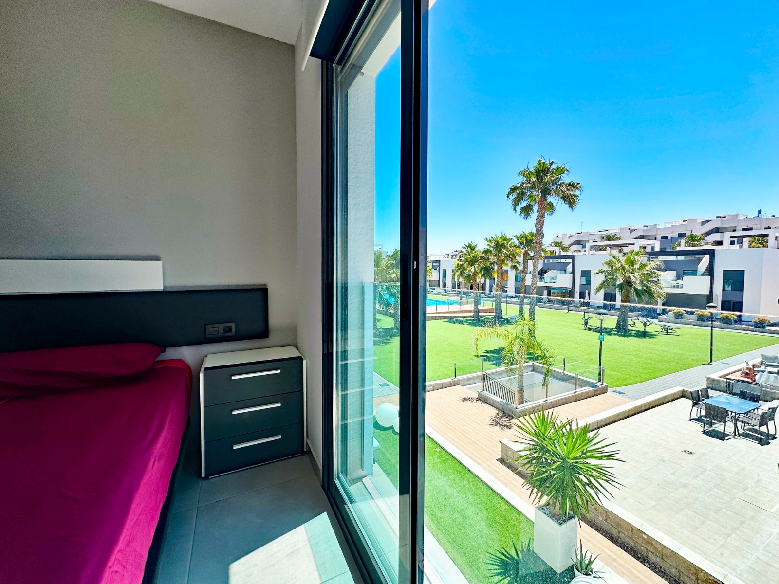 o_1jq989il0gcokje1aou125jg929r Apartment in Guardamar del Segura, Alicante