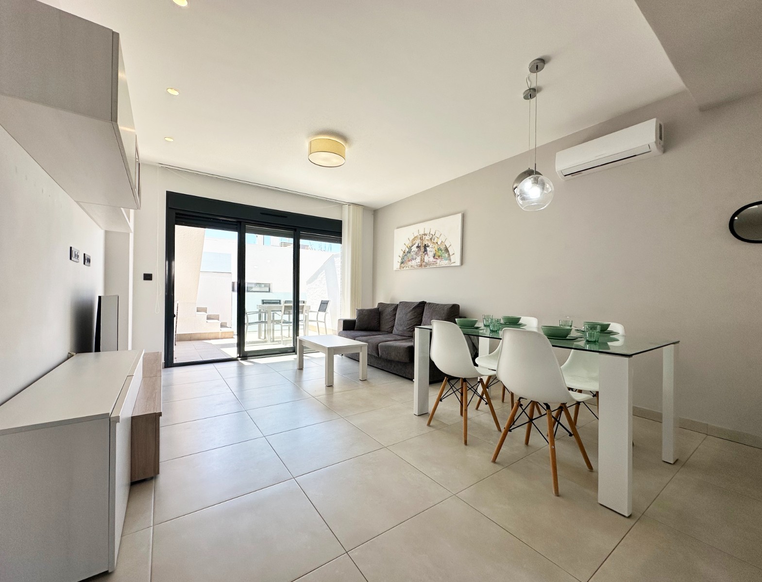 o_1jq989il0n9v1gpu6121gej19n091 Alicante – Sunrise Dream Properties