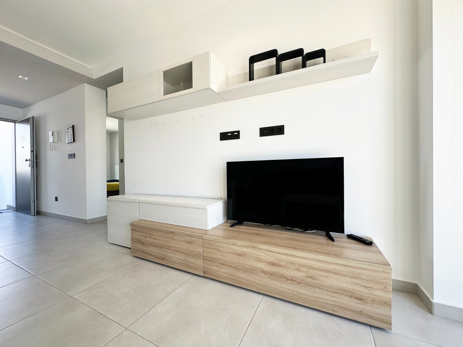 o_1jq989il0oqe1ndo1853cvpfm196 Apartment in Guardamar del Segura, Alicante