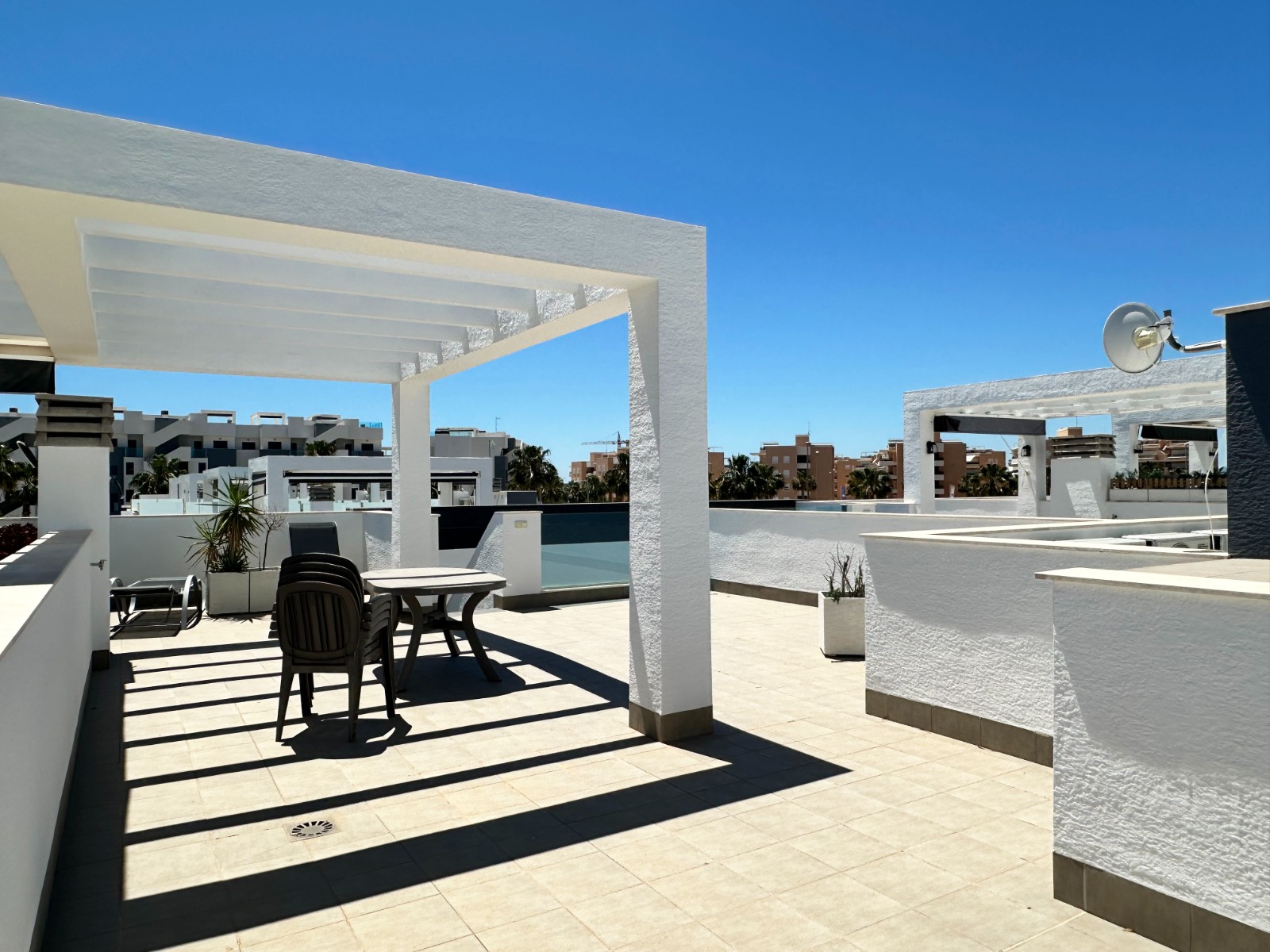o_1jq989il0sk5186aov61lbf1j8j9o Apartment in Guardamar del Segura, Alicante