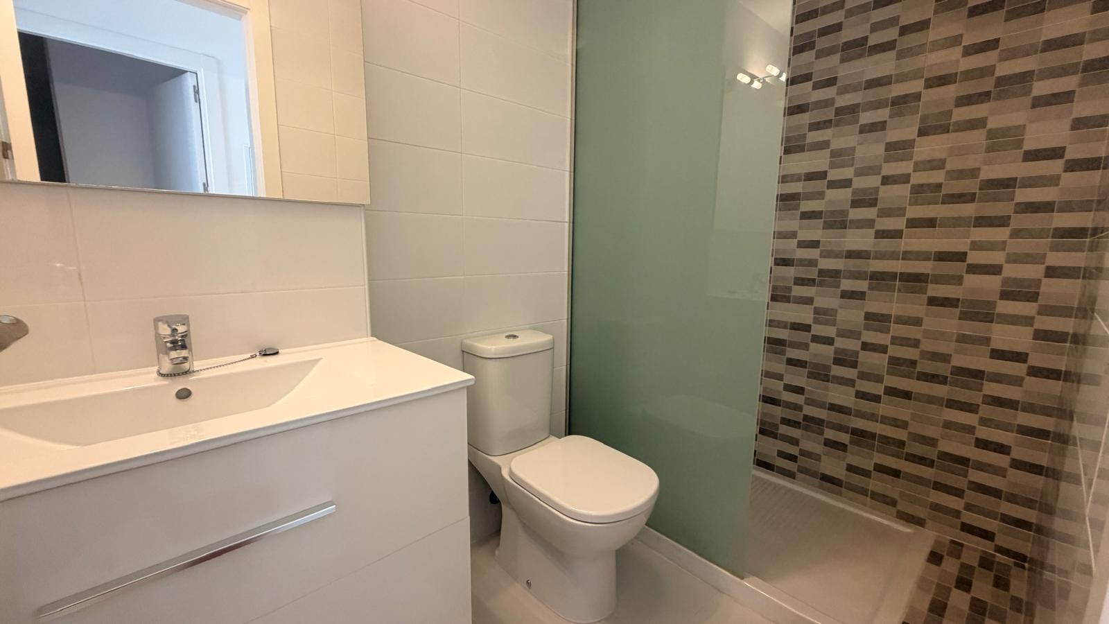 o_1jqjpfsot1m4m1ghi6bldctfn42f Apartment in Orihuela Costa, Alicante