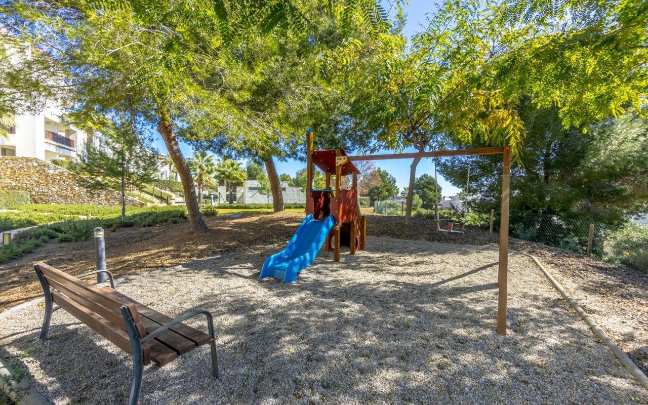 o_1jqmpc27hhhu1lkuv44tbl1l9k39 Penthouse in Orihuela Costa, Alicante