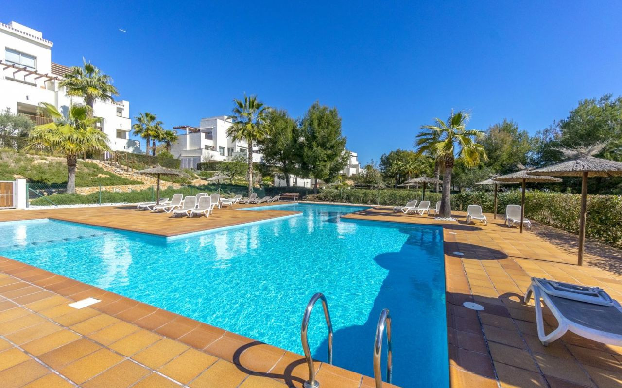 o_1jqmpc27hojies116911ckr1cfh3c Penthouse in Orihuela Costa, Alicante