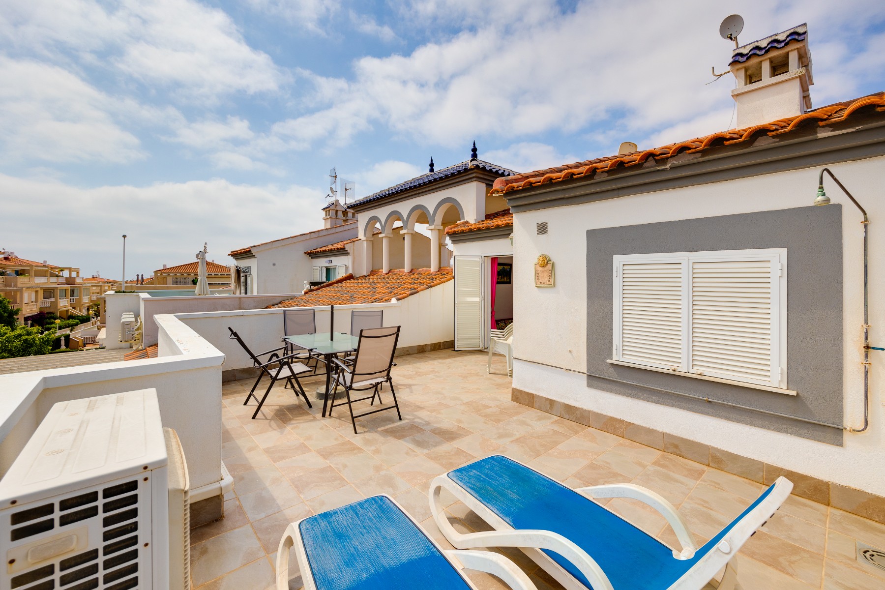 o_1jqr0l3h81616ppc16j21daqg6r4f Apartment in Orihuela Costa, Alicante
