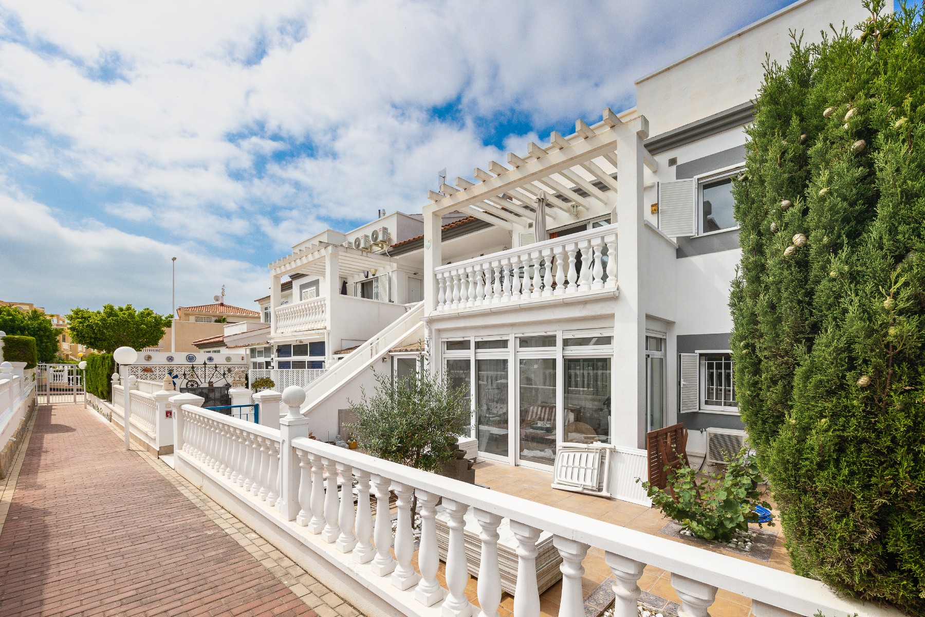 o_1jqr0l3h8r2uqfaonj14gnl6e4l Alicante – Sunrise Dream Properties