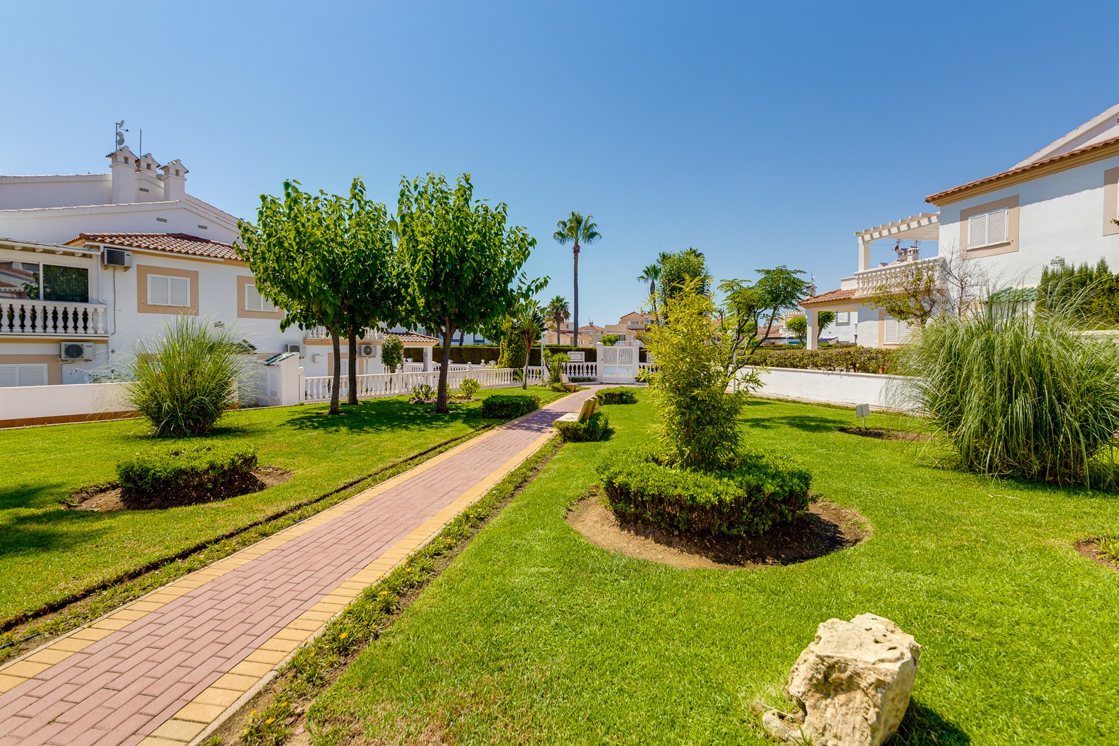 o_1jqr0l3h91jt6um31tjb15m31ss458 Apartment in Orihuela Costa, Alicante