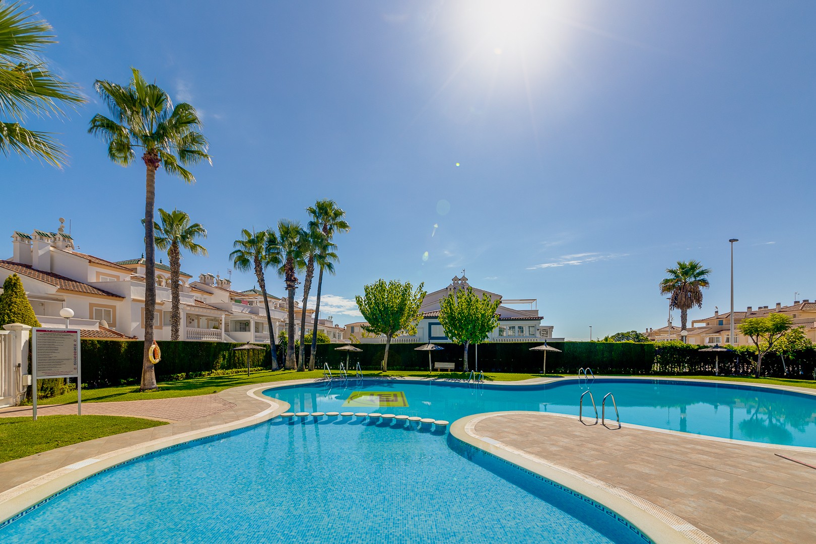 o_1jqr0l3h91neu15t611cd1vm2tdp4s Apartment in Orihuela Costa, Alicante