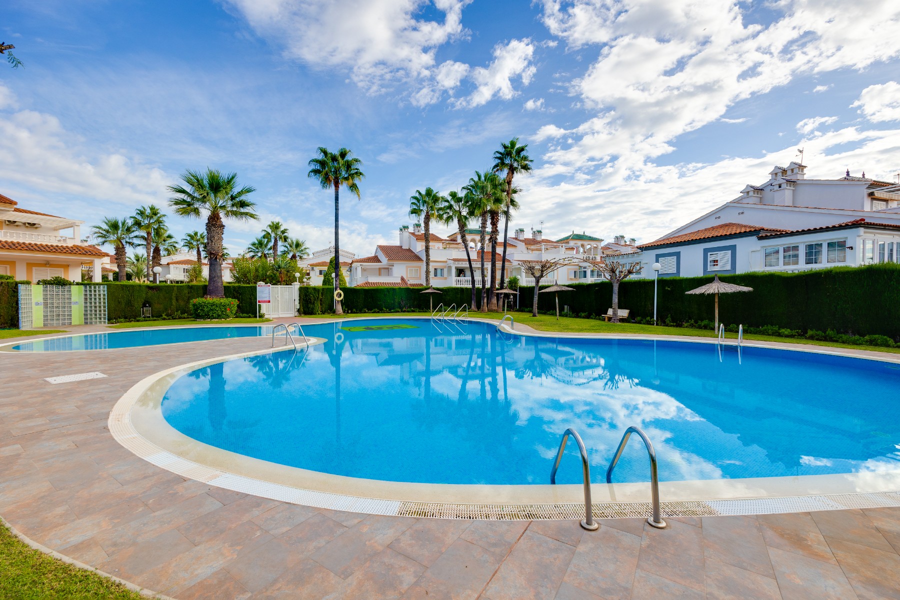 o_1jqr0l3h99vd2eu1mmjhol182r4o Apartment in Orihuela Costa, Alicante