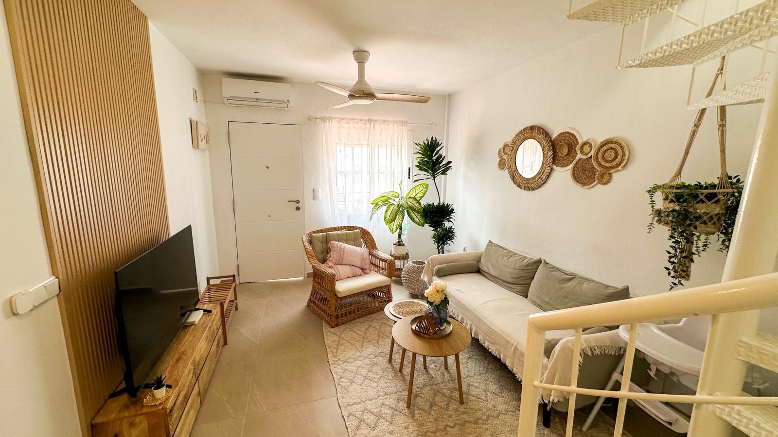 o_1jqr6vuhbeh6fm7hqr1e401mhr2p.jpeg Bungalow for sale in Orihuela Costa