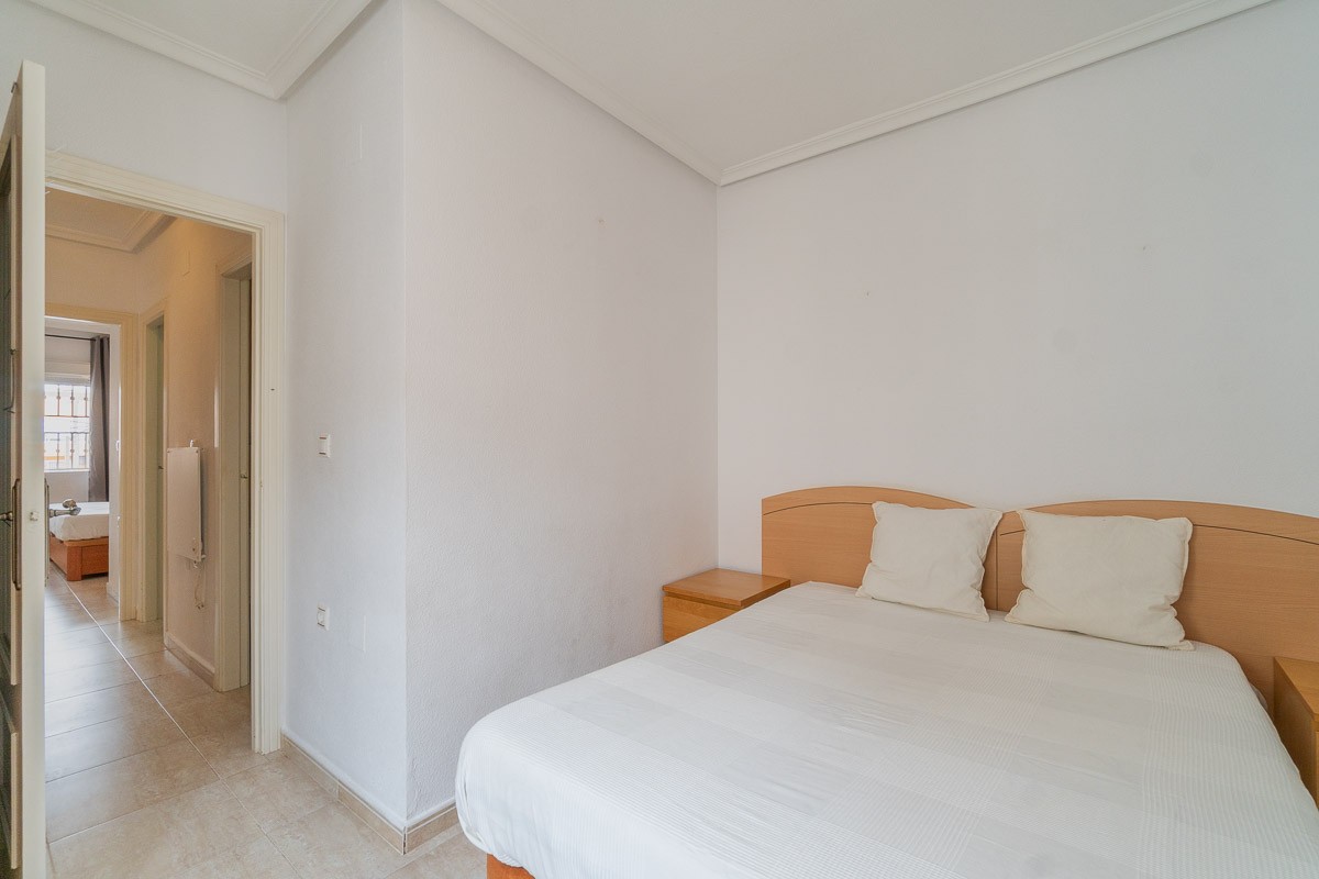 o_1jr7mr8p318oi18l5vjc8jp1t5k3a Apartment in Orihuela Costa, Alicante