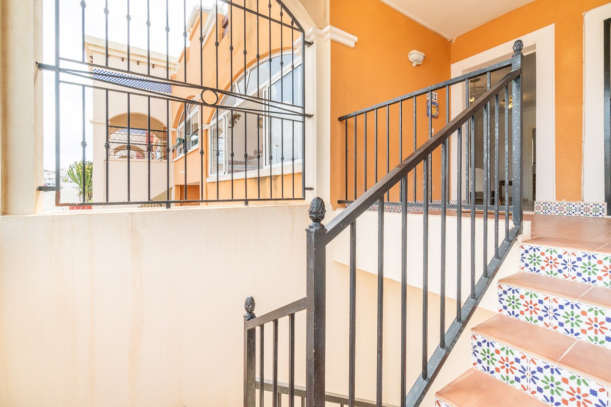 o_1jr7mr8p32l5196j2go53d1b073i Apartment in Orihuela Costa, Alicante