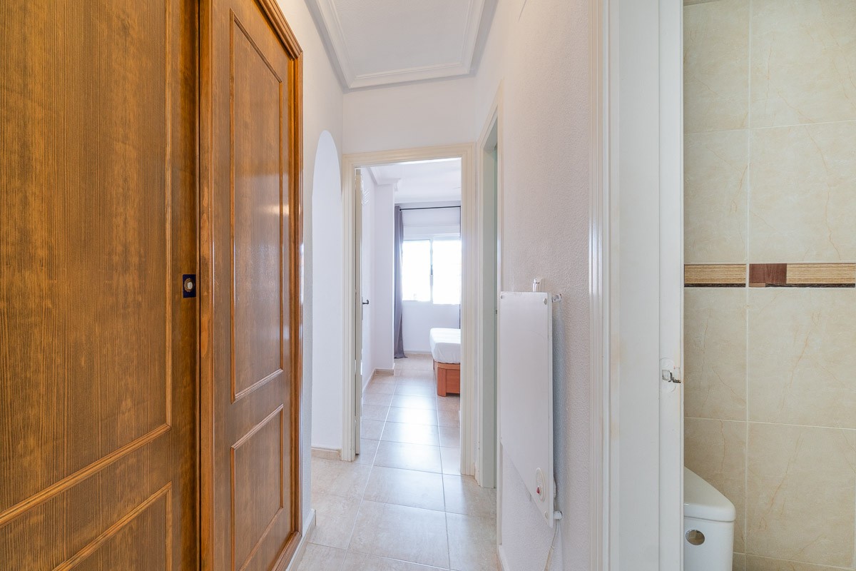 o_1jr7mr8p3bpq1m954ip1kd6160435 Apartment in Orihuela Costa, Alicante