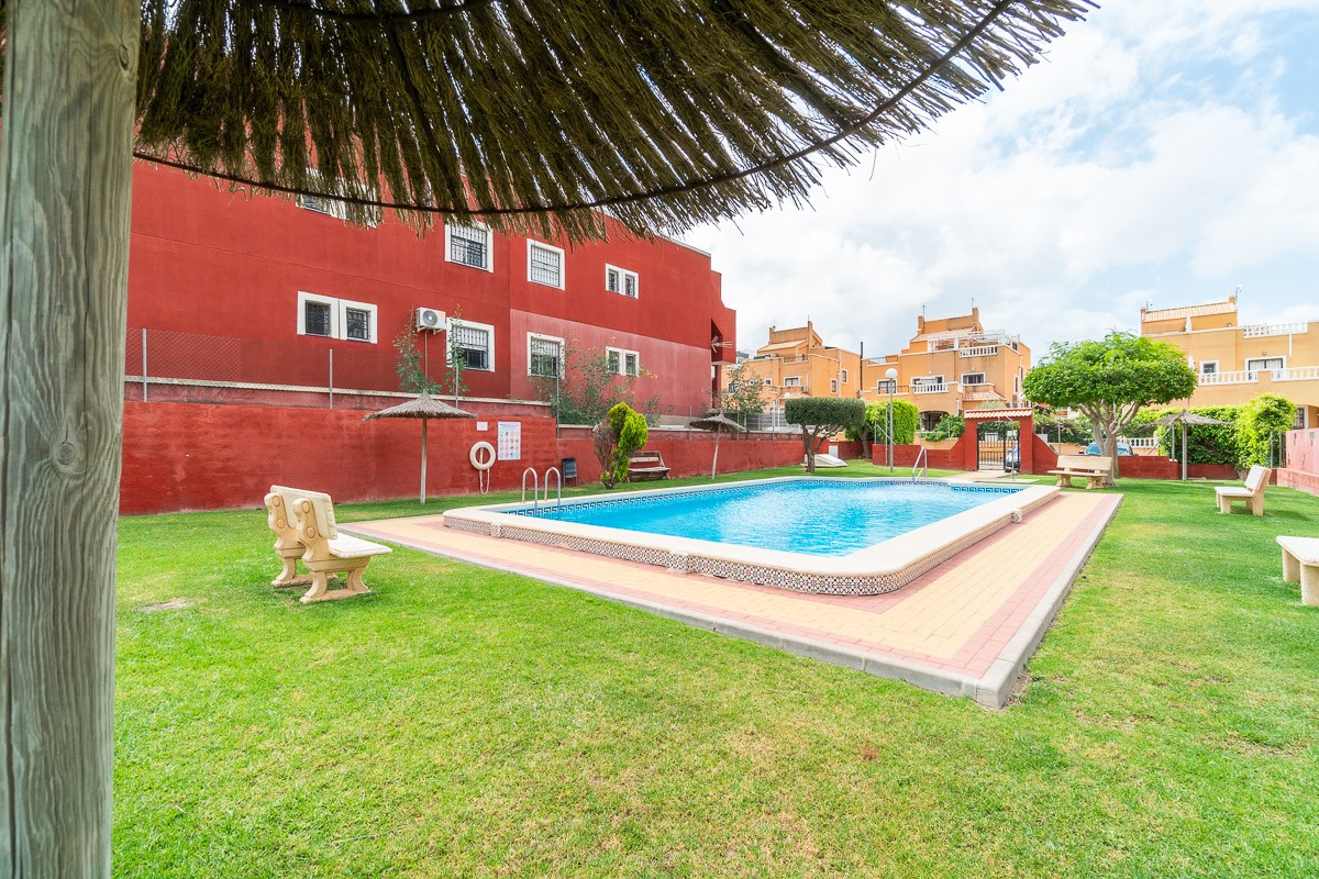 o_1jr7mr8p4ean1tci1tdlufhe4l3p Apartment in Orihuela Costa, Alicante