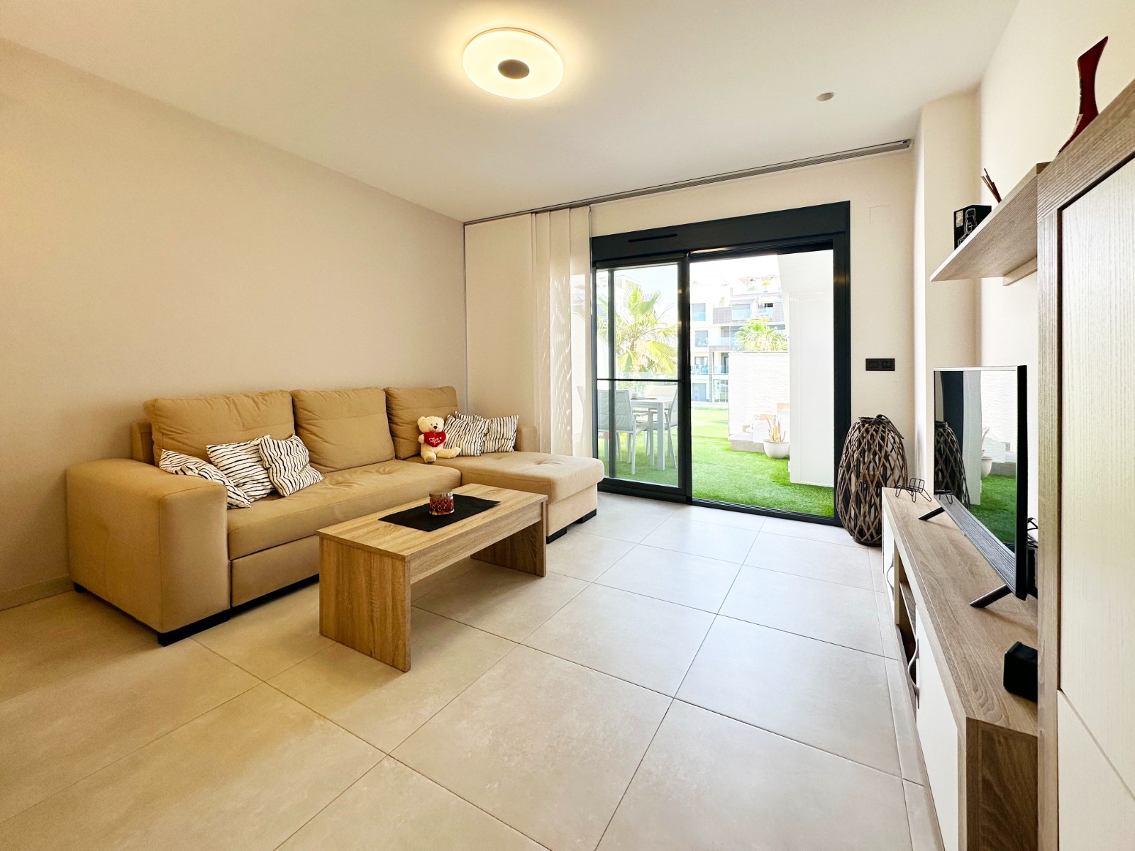 o_1jr822rae3bj1pal1u471fud145840 Penthouse in Guardamar del Segura, Alicante