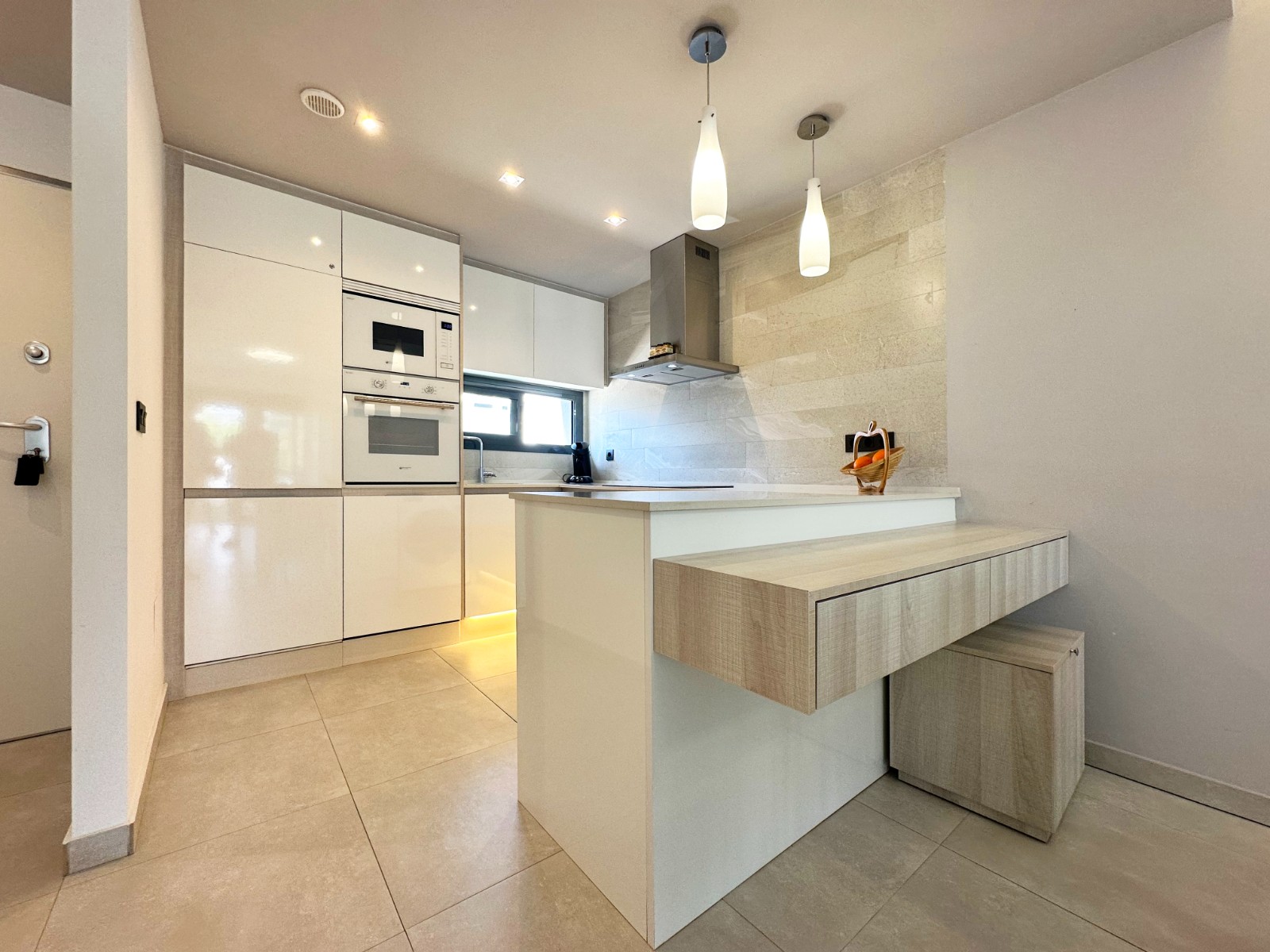 o_1jr822rae84e1q3qiqv1c3uci03a Penthouse in Guardamar del Segura, Alicante
