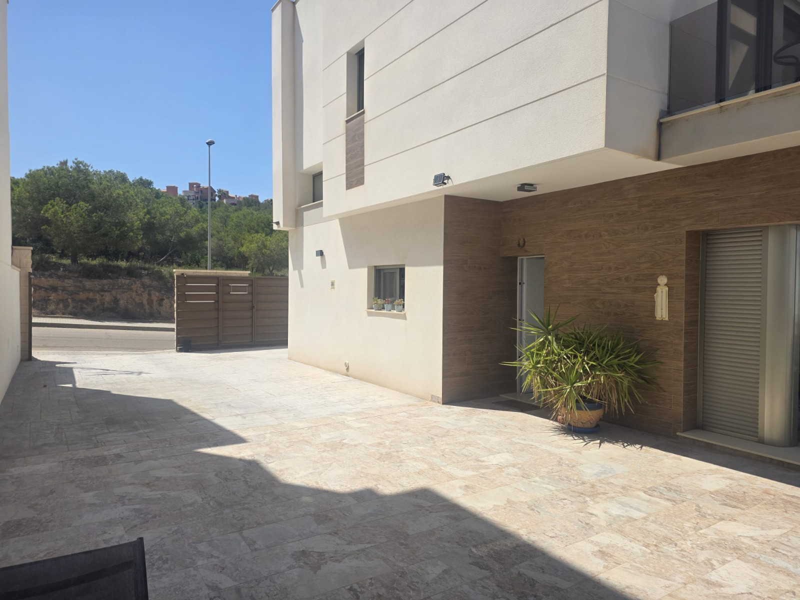o_1jr8r3oaq2q1cdr92p1j1f1ipu2m Villa in San Miguel de Salinas, Alicante