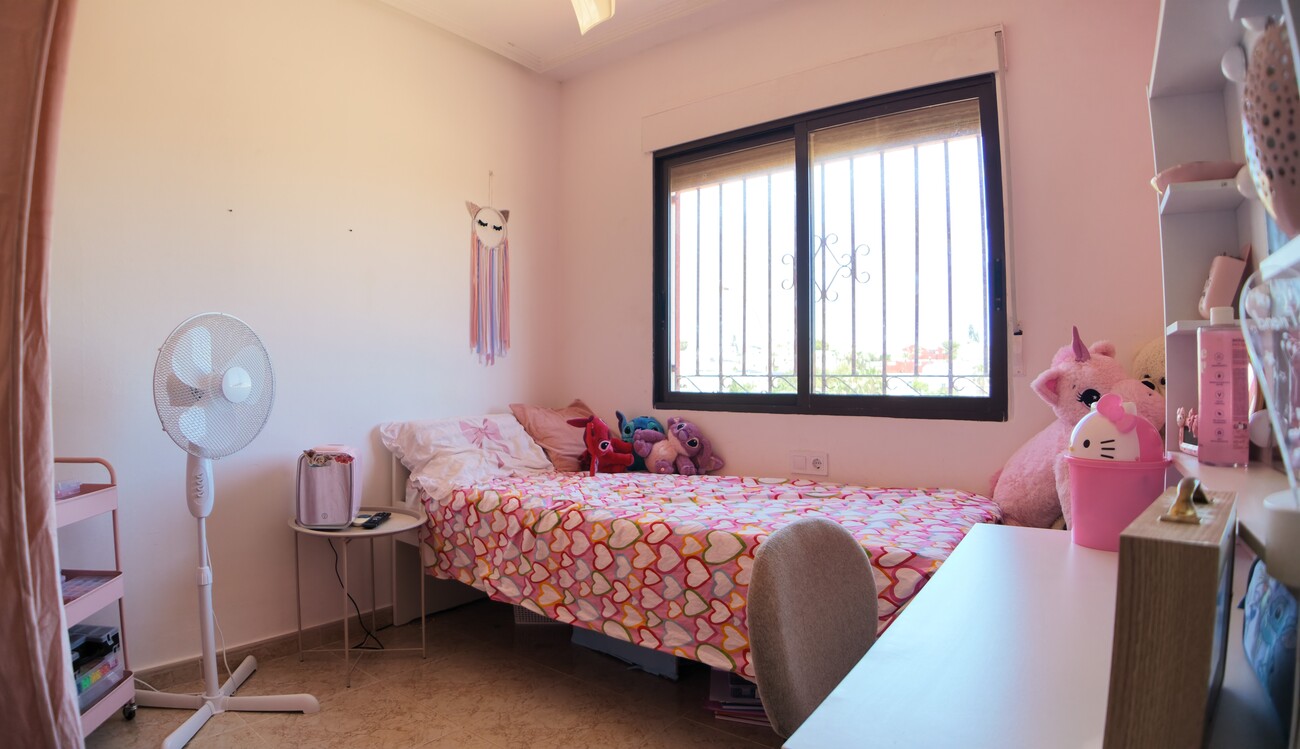 default Town House in Blue Lagoon, Alicante