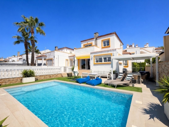 Villa for sale in Los Dolses