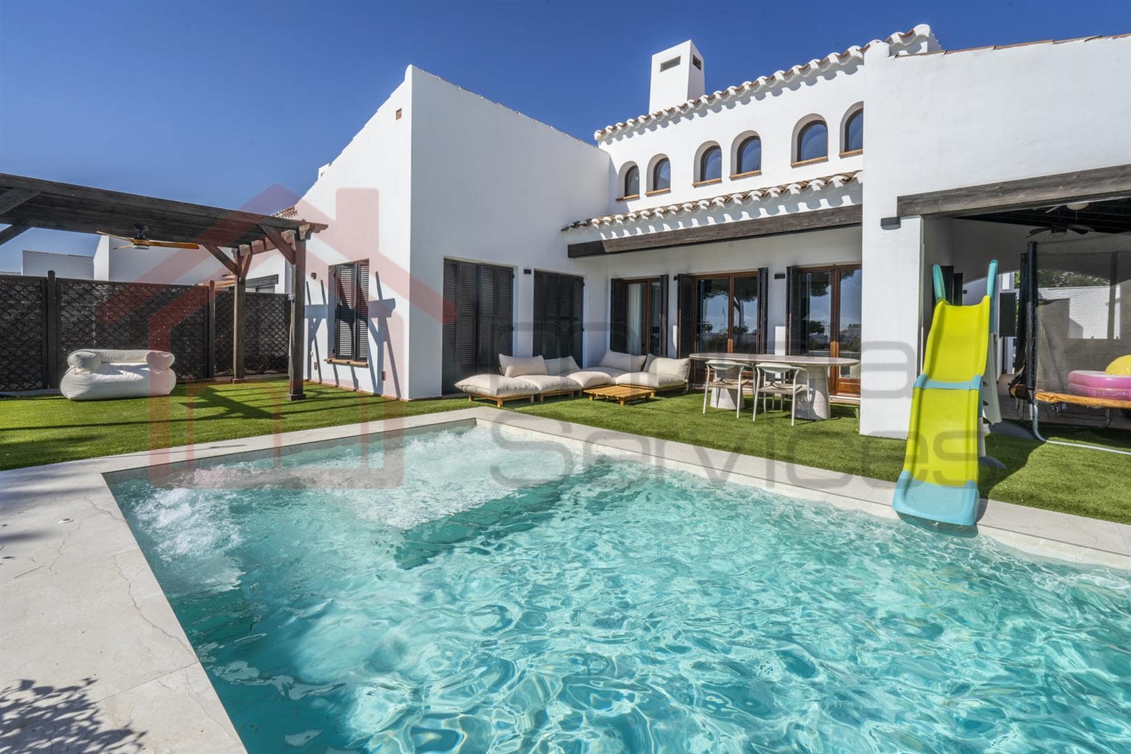 14LDwHvkgEOV-CWVQ4z63A Villa in El Valle Golf Resort, Murcia