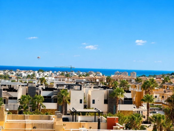 Penthouse for sale in Orihuela Costa
