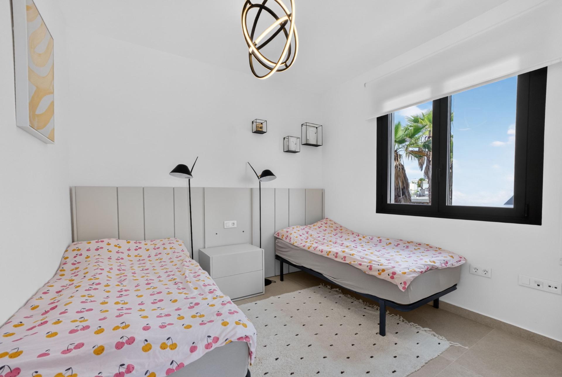 2-27 Villa in Guardamar del Segura, Alicante
